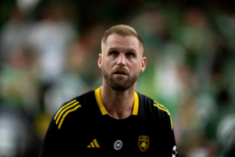 Gaëtan Clerc, capitaine du Stade Rochelais Basket, rejoint la liste du maire sortant pour un projet de nouvelle salle