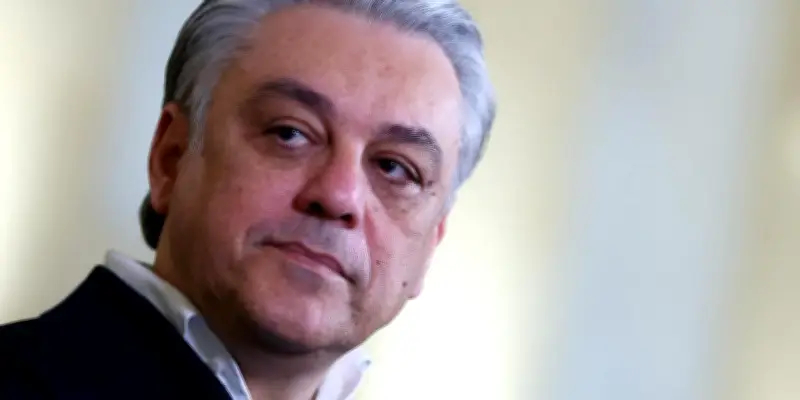 Kering en pleine mutation : Luca de Meo redessine le groupe après des résultats en baisse