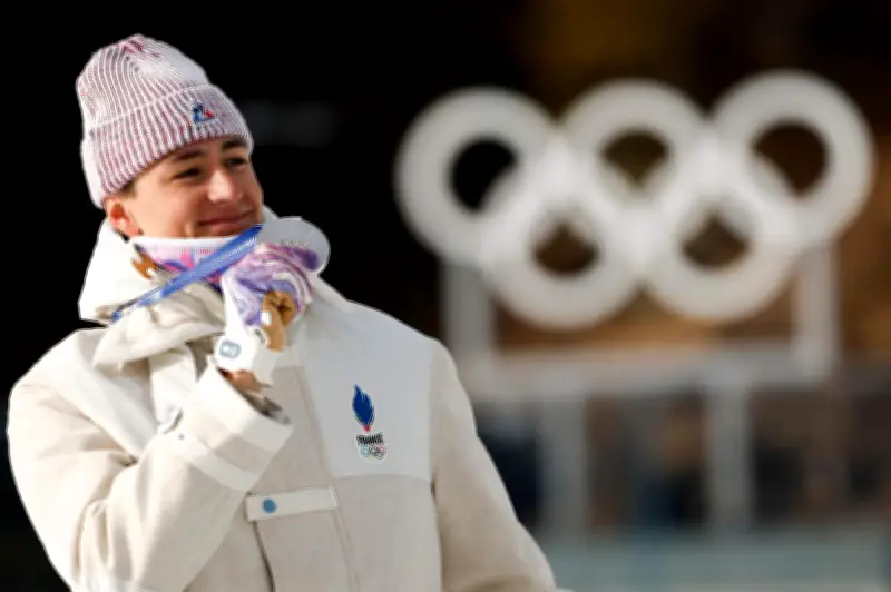 Éric Perrot, médaillé d'argent aux JO-2026 : « Ultra-satisfait » malgré la frustration