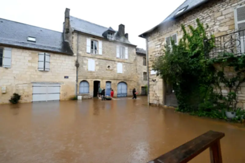 Vigilance orange pour la Vézère aval après de fortes pluies persistantes
