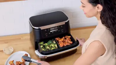 Amazon baisse radicalement le prix de l'airfryer Ninja FlexDrawer pour les repas du quotidien
