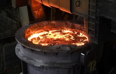 ArcelorMittal confirme son plus gros four électrique à Dunkerque avec Macron