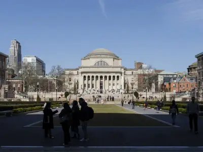 Columbia dans la tourmente pour ses liens avec Epstein et sa compagne