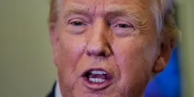 Donald Trump menace de bloquer le pont Detroit-Windsor et exige la copropriété