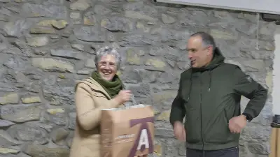 Irissarry célèbre le départ en retraite d'Édith Hauscarriague, ATSEM dévouée