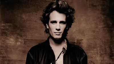 Jeff Buckley, une légende immortelle du rock, fascine encore près de trente ans après sa disparition