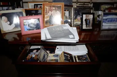 L'affaire Epstein : le journalisme doit privilégier l'enquête sur le commentaire