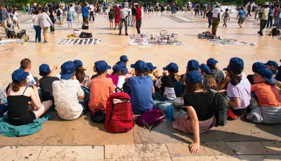 L'ASPS recommande d'attendre 19 ans pour les chirurgies de genre chez les mineurs