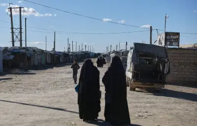 Le camp d'Al-Hol en Syrie se vide après le retrait des forces kurdes