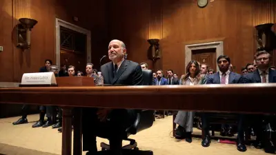 Le secrétaire au Commerce Lutnick nie tout lien étroit avec Epstein devant le Sénat