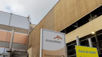 Macron à Dunkerque pour un investissement massif dans la décarbonation de la sidérurgie