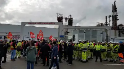 Mobilisation massive à Tarascon pour sauver l'usine Fibre Excellence et ses emplois