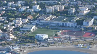 Portes ouvertes au lycée Joliot-Curie de Sète : accueil syndical et mobilisation pour les moyens