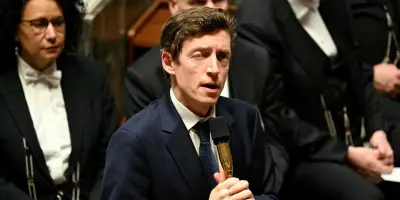 Suicide d'une enseignante : le ministre de l'Éducation annonce une réparation pour sa veuve