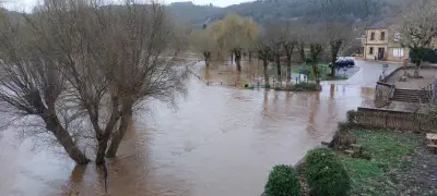 Tempête Nils en Dordogne : 27 routes coupées et 94 000 foyers sans électricité
