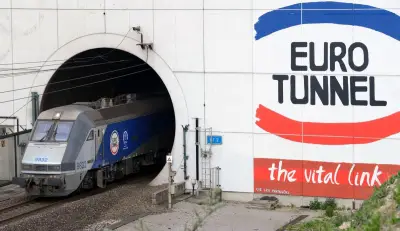 Tunnel sous la Manche : 40 ans après le traité de Canterbury, retour sur une épopée franco-britannique