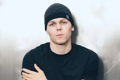 Un roman écrit sur téléphone fait sensation en Norvège : innovation ou aberration littéraire ?