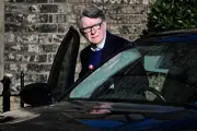 Affaire Epstein : l'ex-ministre Peter Mandelson arrêté à Londres