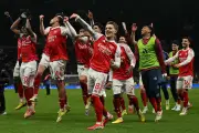 Arsenal triomphe dans le derby du Nord de Londres, Liverpool s'impose à l'arraché
