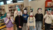 Ateliers carnaval et contes enchantent la jeunesse à la médiathèque de Saint-Privat-des-Vieux