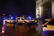 Attaque terroriste à l'Arc de Triomphe : l'assaillant, condamné en Belgique, avait annoncé son geste