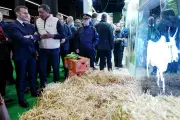 Au Salon de l'Agriculture, Emmanuel Macron confronté aux critiques de la Coordination Rurale