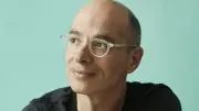 Bernard Werber propose un Voyage Intérieur Expérimental à La Grande-Motte