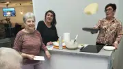 Chandeleur à l'Ehpad de Thézan-lès-Béziers : des crêpes partagées dans la convivialité