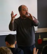 Collège Max-Linder : des élèves créent une chanson avec le chanteur Manu Guérin