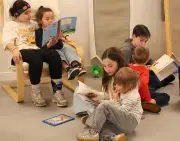 Collégiens et maternelles unis par la lecture à haute voix à Saint-Loubès