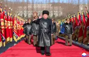 Corée du Nord : Kim Jong Un dévoile un lance-missiles nucléaire avant un congrès crucial
