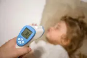 Fièvre et Covid-19 : Les thermomètres sans contact jugés fiables pour écarter un diagnostic