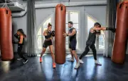 La boxe hybride envahit les salles de sport premium parisiennes