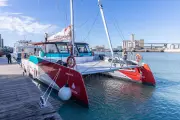 La navette à voile 'Samantha' prend la mer pour un transport écologique