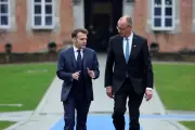 L'Allemagne critique sévèrement le réarmement français dans un contexte de tensions stratégiques