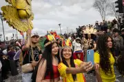 Le Carnaval des 2 Rives célèbre sa 30e édition à Bordeaux sur le thème marin