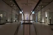 Le Louvre confronté à une inondation majeure, une œuvre d'art endommagée