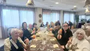 Les seniors de Béziers partagent un repas festif au restaurant pédagogique