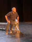 Lilian Derruau, alias Wally, mêle Bourdieu et Clayderman dans son spectacle « Ma distinction »