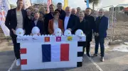 Lunel inaugure son futur centre aquatique avec le champion Alain Bernard
