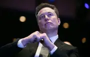 Macron qualifie Elon Musk de 