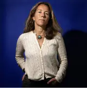 Marie Pointurier signe un premier roman puissant sur la côte landaise