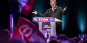 Mélenchon dénonce un 