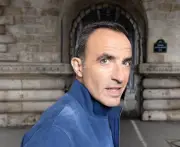 Nikos Aliagas dévoile ses inspirations culturelles entre The Voice et son exposition photo