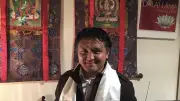 Nyima Gyalpo Tsari, réfugié tibétain, célèbre le Nouvel An à Manduel