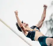 Raphaël Le Glas décroche sa première médaille senior en saut à la perche