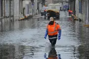 Saintes submergée par une crue historique de la Charente, plus de 2000 maisons impactées