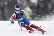 Ski alpin français aux JO : l'ultime chance des slalomeuses après une médaille d'argent