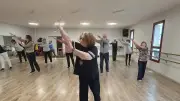 Stage de Dayan Qi Gong à Magalas : une vingtaine de participants initiés par Ghislaine Millard