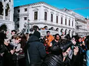 Surtourisme : l'étau se resserre sur Capri et les destinations saturées